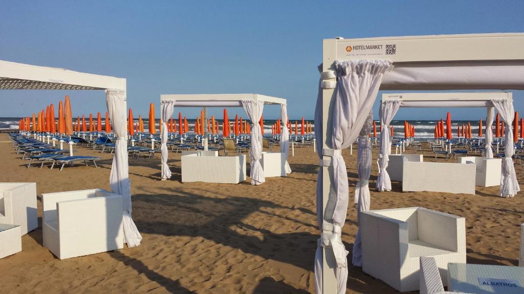 Hotel Serenella Lido di Jesolo Zewnętrze zdjęcie